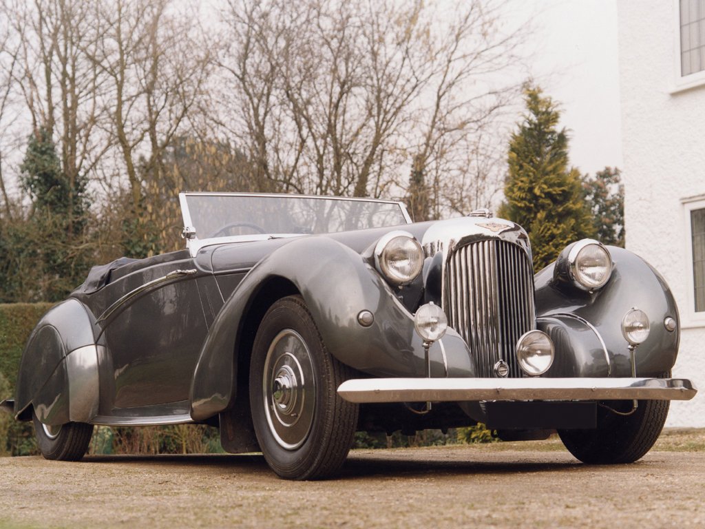 Aston martin 23