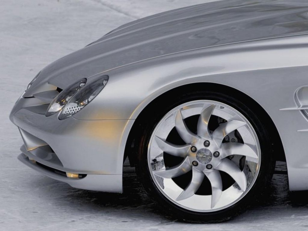 Mercedes 9