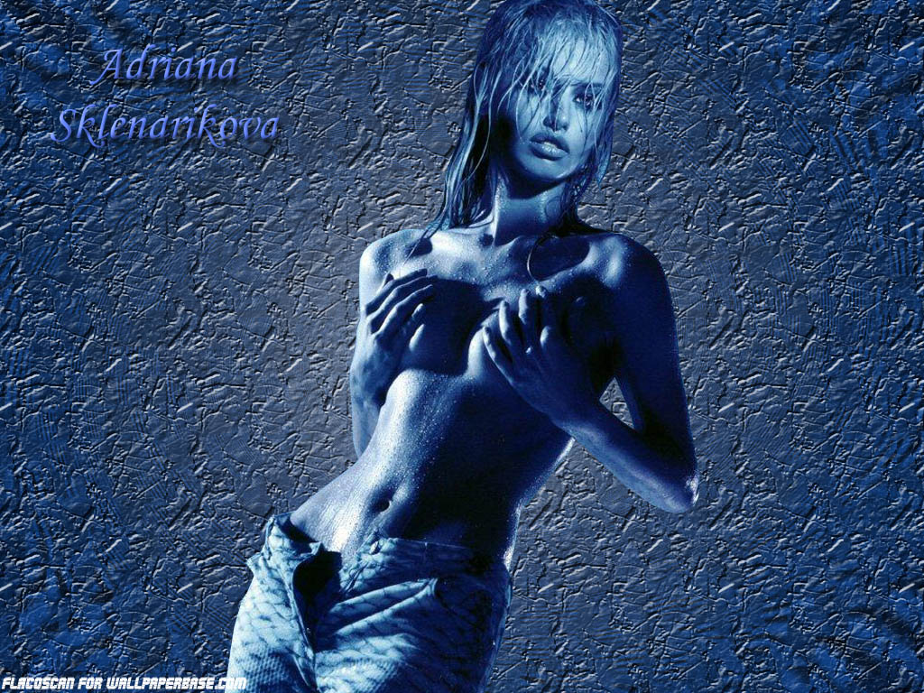 Adriana sklenarikova 23