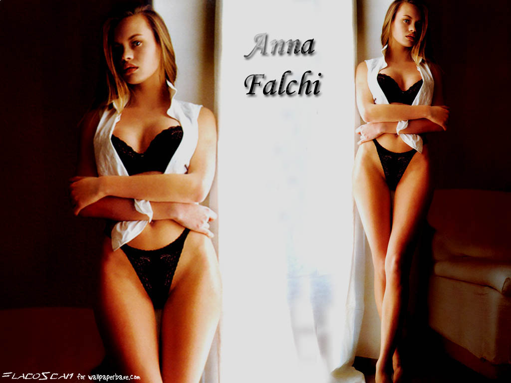 Ana falchi 9