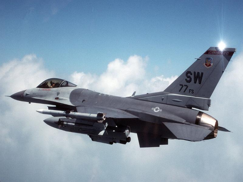 F 16 falcon 8